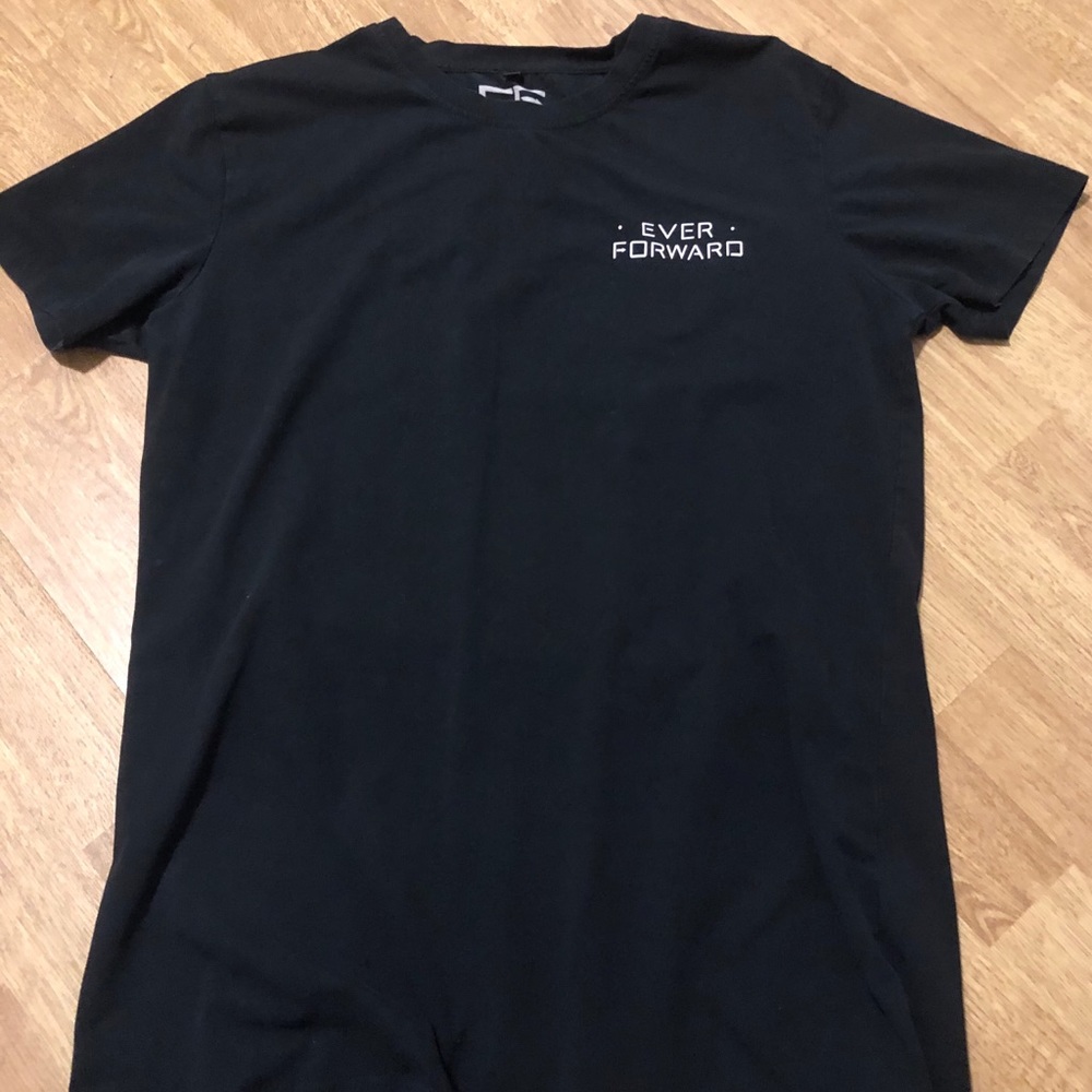 Ever forward black tee